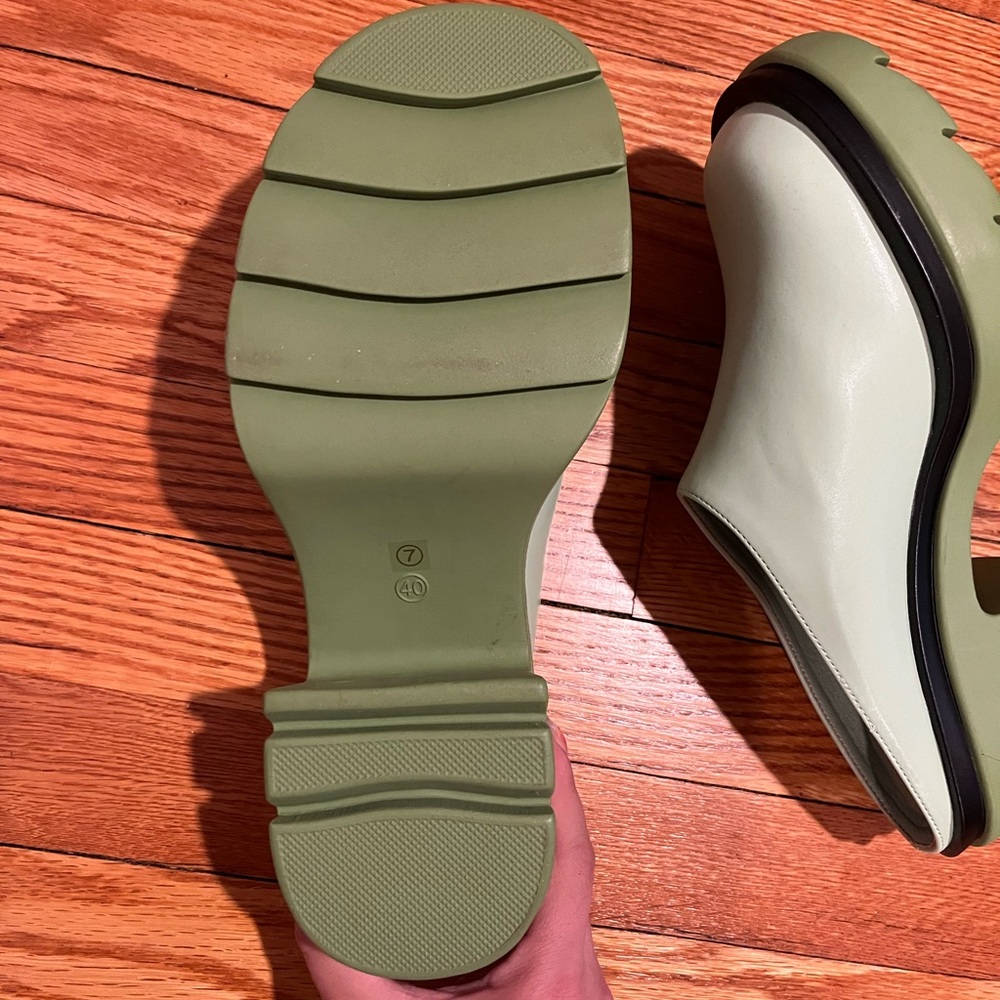 PLT shoes - Picture 3 of 3
